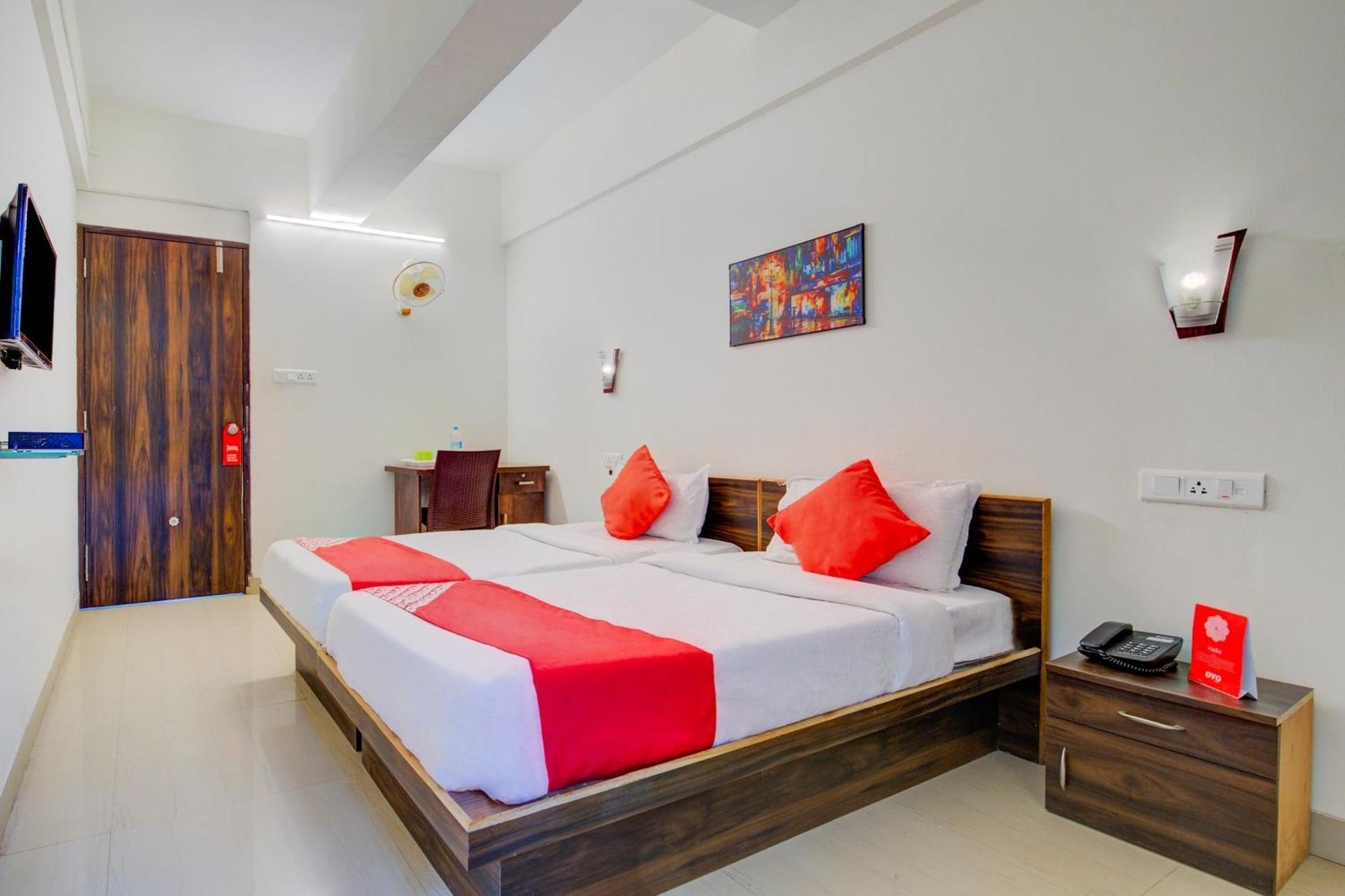 Hotel O Sairaj Lodge Méribel Village Εξωτερικό φωτογραφία
