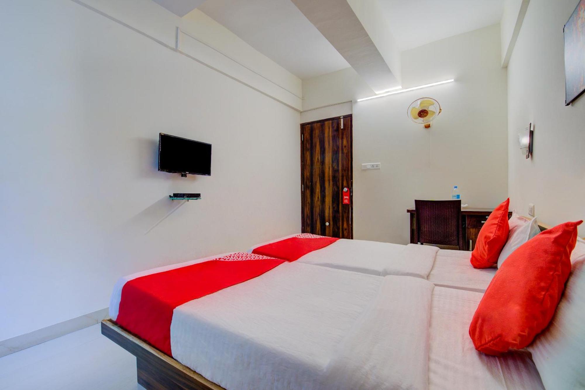 Hotel O Sairaj Lodge Méribel Village Εξωτερικό φωτογραφία